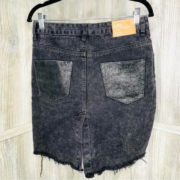 One Teaspoon Distressed Denim Skirt - Picture 4 of 11